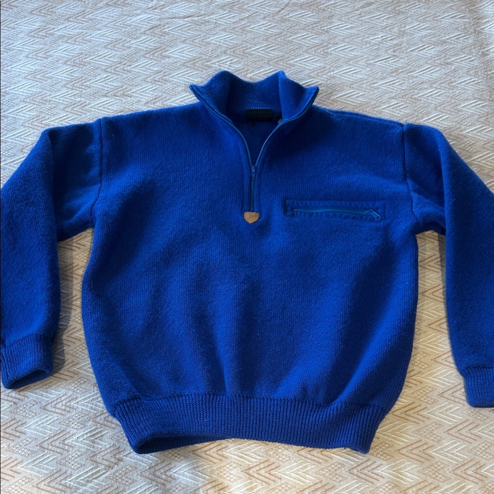Patagonia Women's Blue Zip-Up Sweater